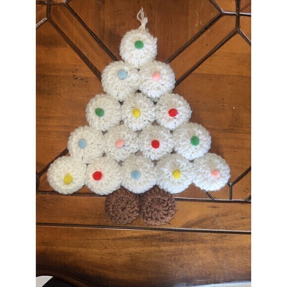 Hand Made Crochet Christmas Tree‎ Circles Door Hanger Multicolored Balls - Picture 1 of 2